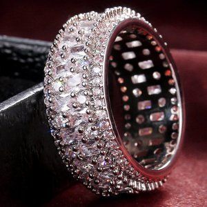 *NEW*925 Silver Luxury Diamond Ring